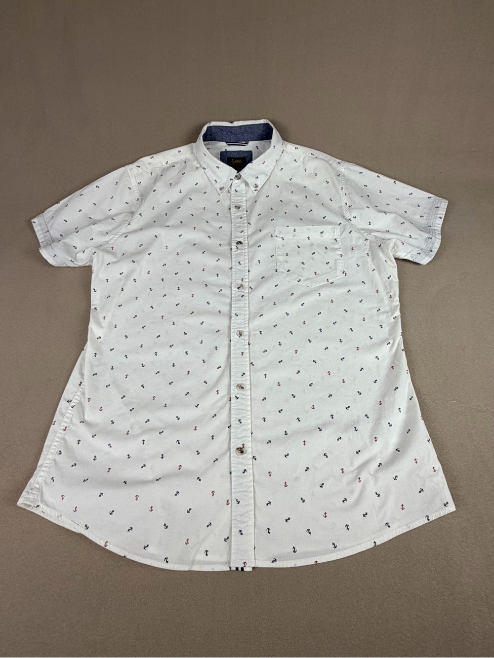 Lee White Short Sleeve Button-Down Shirt with Navy and Red Anchor Motif.